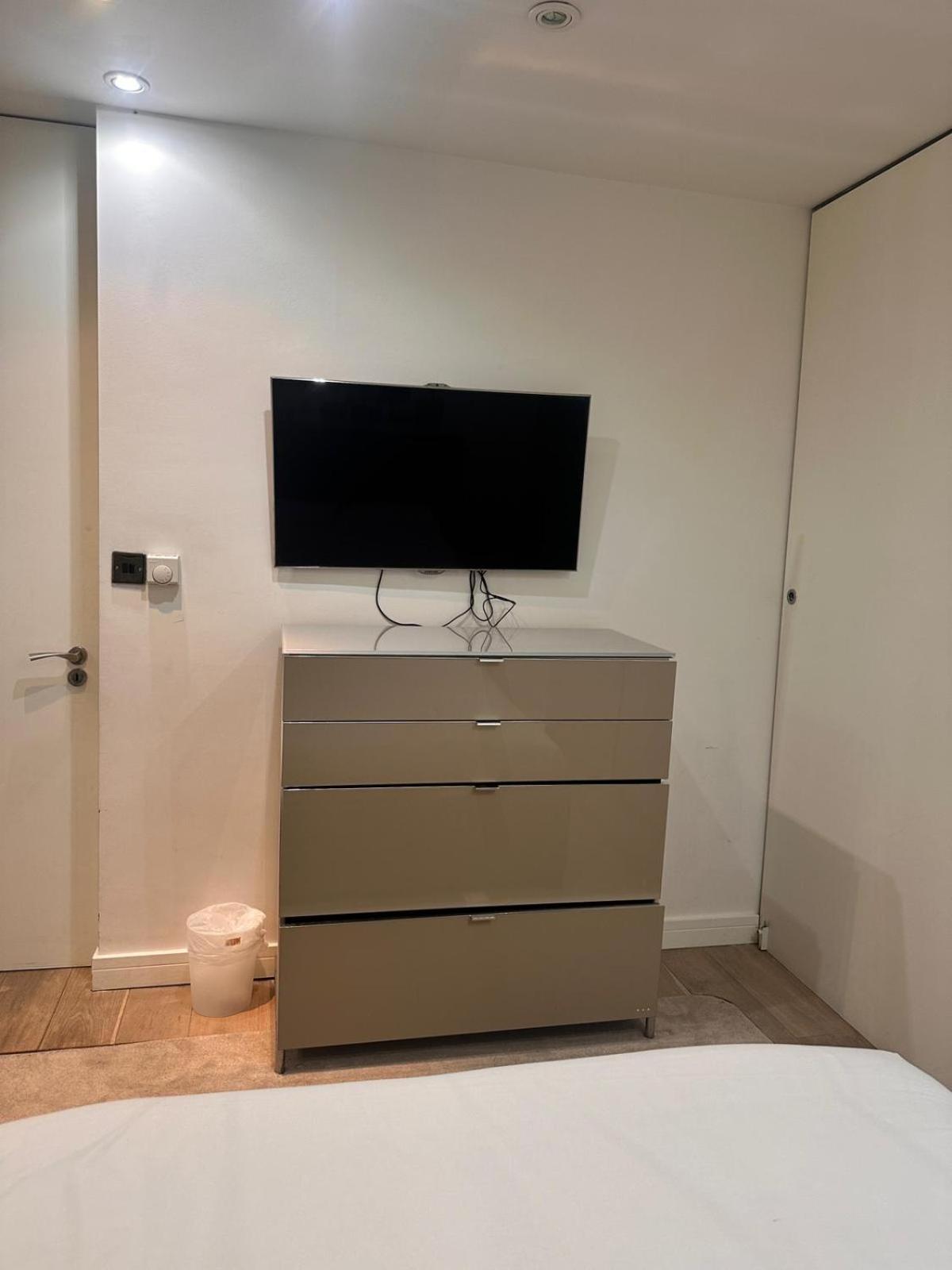 Spacious Central London Flat - 2Bhk Buitenkant foto