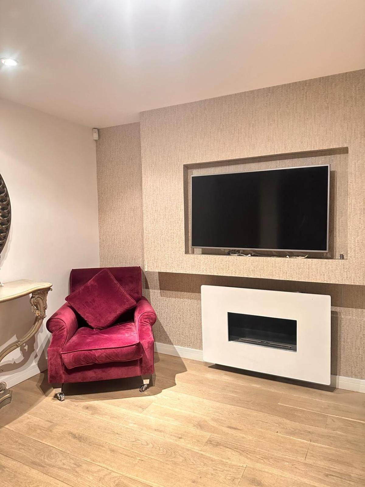Spacious Central London Flat - 2Bhk Buitenkant foto