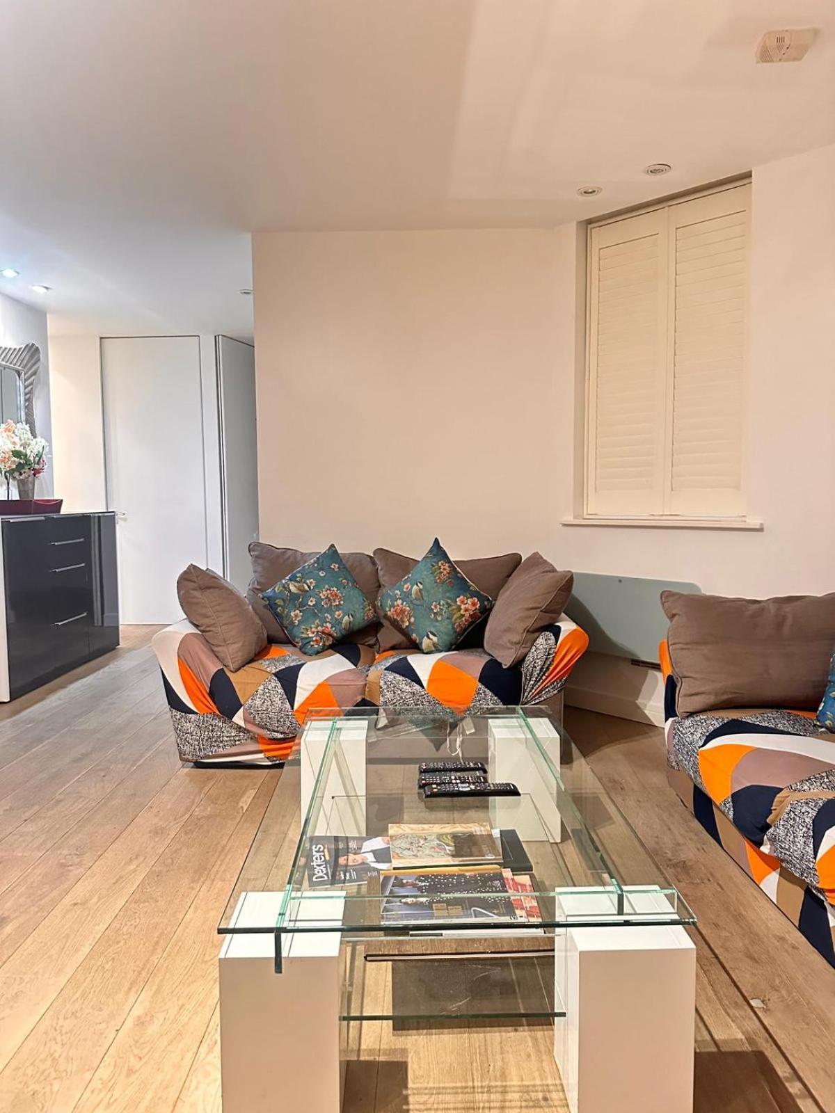 Spacious Central London Flat - 2Bhk Buitenkant foto